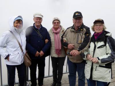 Auf der Bergspitze am Pass Pordoi in 2950 m Hhe war es bereits sehr winterlich