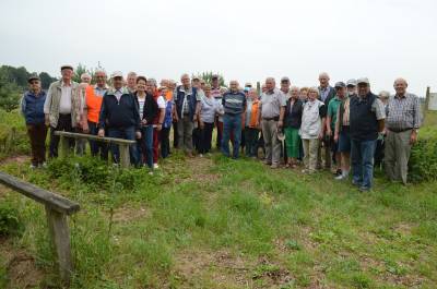Gruppenfoto vor dem Moor-Leerpfad in Campemoor